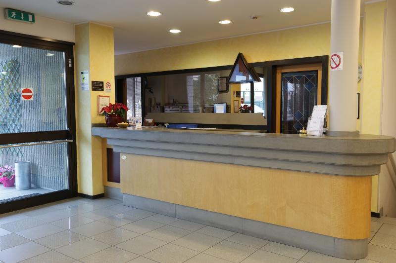 Art & Hotel 3*
