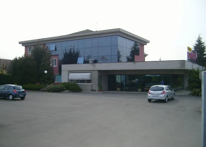 Art & Hotel Treviolo